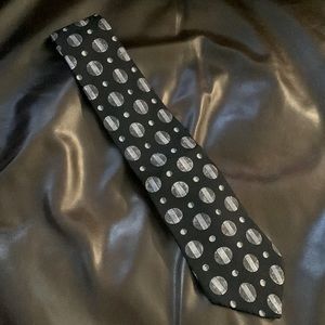 🌞3/$20 Albert Nipon Silk Tie
